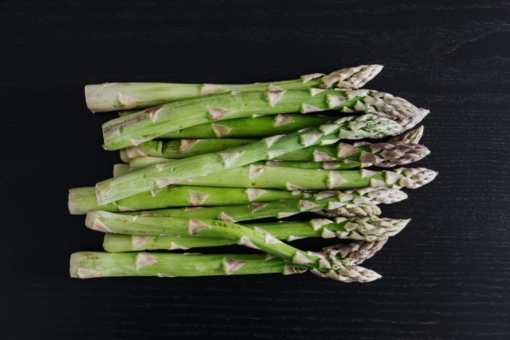 A bunch of fresh green asparagus spears.